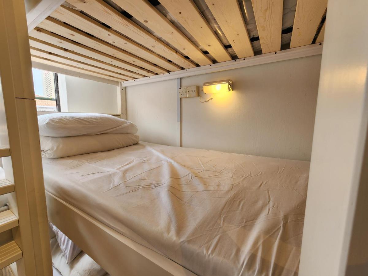 Beat Arts Hostel At Chinatown Singapore Exterior photo
