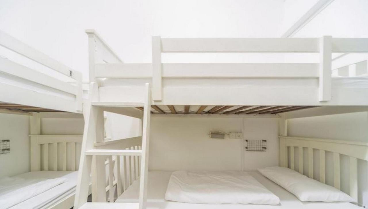 Beat Arts Hostel At Chinatown Singapore Exterior photo