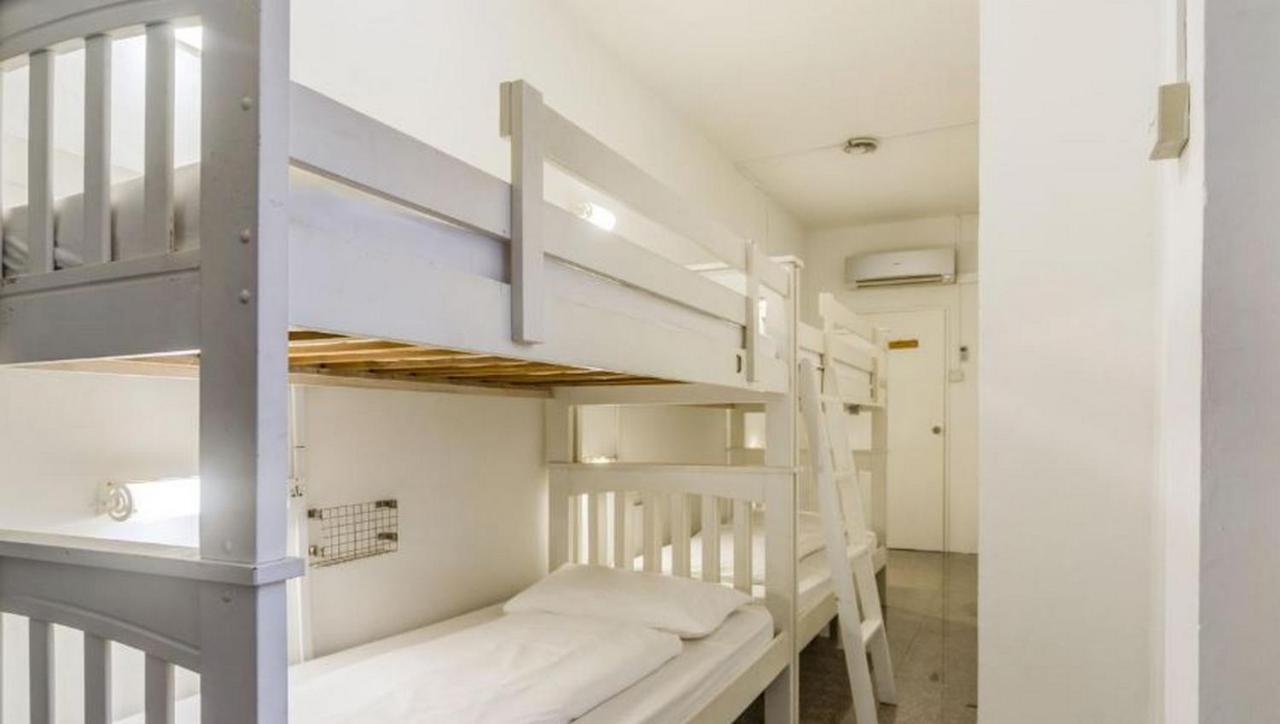Beat Arts Hostel At Chinatown Singapore Exterior photo