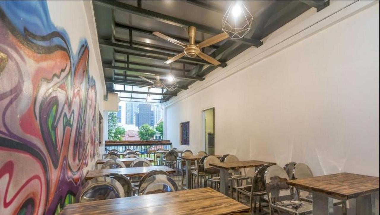 Beat Arts Hostel At Chinatown Singapore Exterior photo